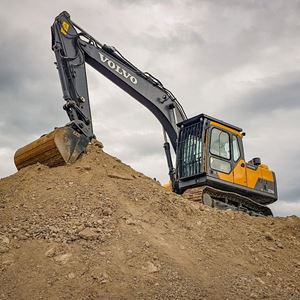 Hire & Rent Excavators Equipment | Palmerston North, Whanganui & Wellington