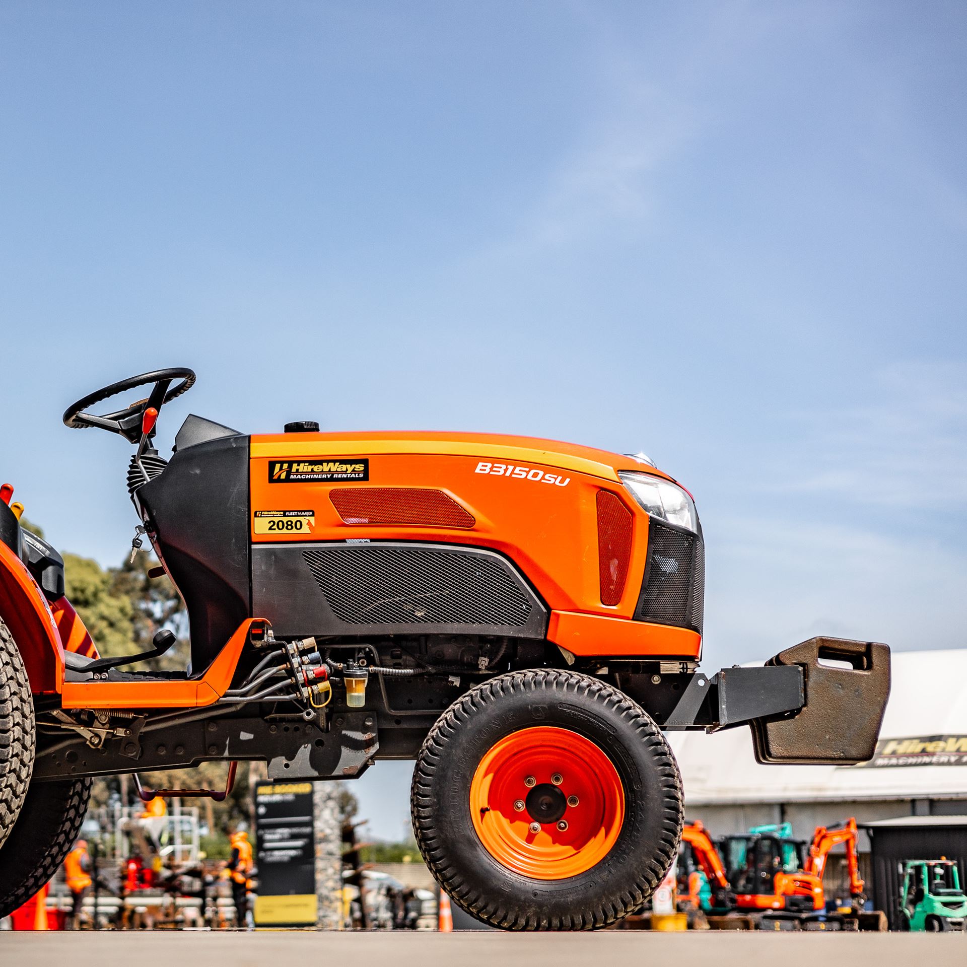 Picture of 32hp Tractor w Mower/Slasher